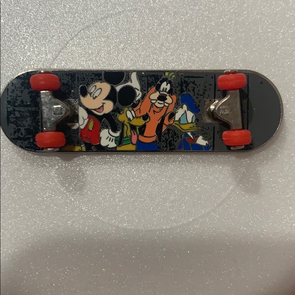 Disney pin